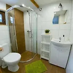 Alpesi faház Kolonia Lesna Z Sauna I Goraca Balia Radków
