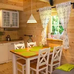 Kolonia Lesna Z Sauna I Goraca Balia * Radkow