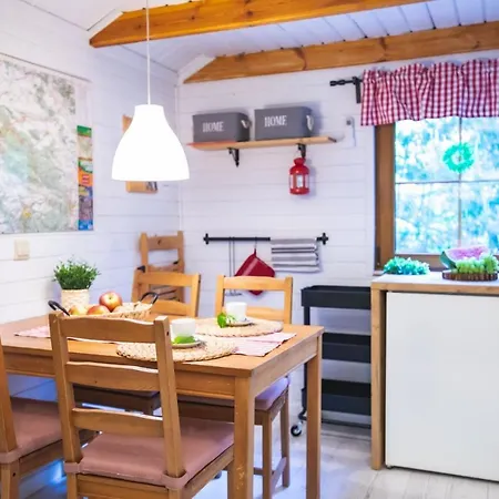 Kolonia Lesna Z Sauna I Goraca Balia Chalet *