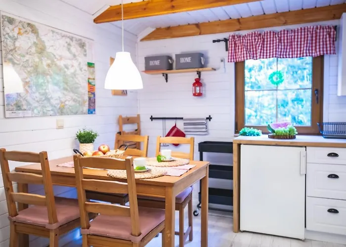 Kolonia Lesna Z Sauna I Goraca Balia Horská chata *