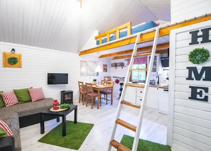 Horská chata Kolonia Lesna Z Sauna I Goraca Balia *