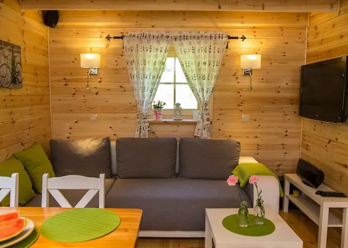 Horská chata Kolonia Lesna Z Sauna I Goraca Balia *